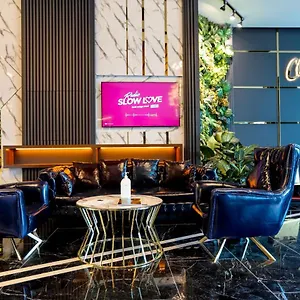  Otel Class